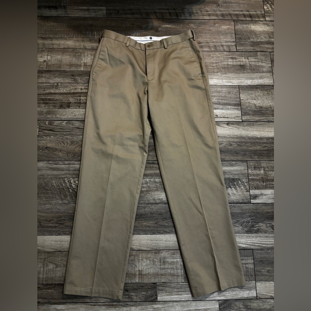 Haggar Classic Fit Men’s Khakis 36x34